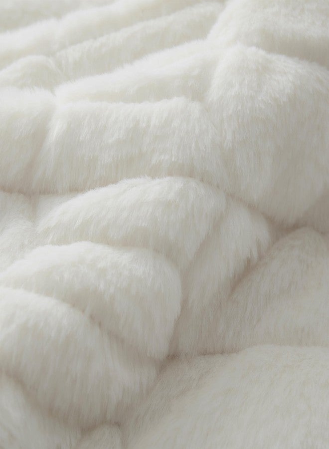 واندرفول طقم لحاف رائع من الفرو الصناعي الأبيض، مقاس كوين، 3 قطع، خفيف الوزن، ناعم، دافئ، مخملي، كريمي اللون، بنمط خياطة بطانية، مناسب لجميع الفصول - Image 4