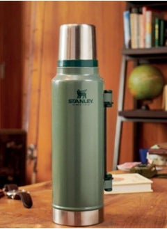 Stanley Classic Legendary Bottle 1.9L / 2.0QT Hammertone Green – BPA FREE Stainless Steel Thermos | Hot for 45 Hours | Leakproof Lid Doubles as Cup | Dishwasher Safe - pzsku/Z0D3489D8A25D5FF6BCBAZ/45/_/1737487361/f0a797b4-1d48-4d3b-a176-a15d6f0f4e83