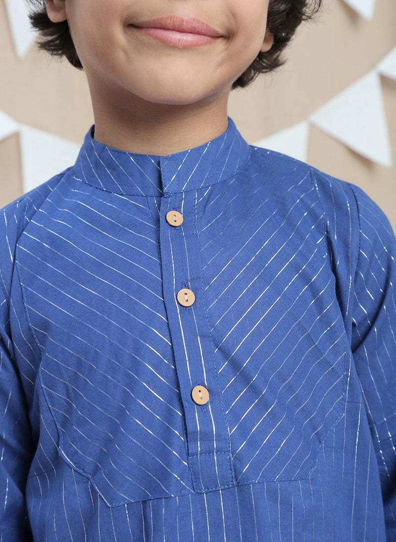 Globus Boys Blue Mandarin Collar Lurex Striped Detail Side Slit Kurta & Pant Festive Kurta Set - Image 4
