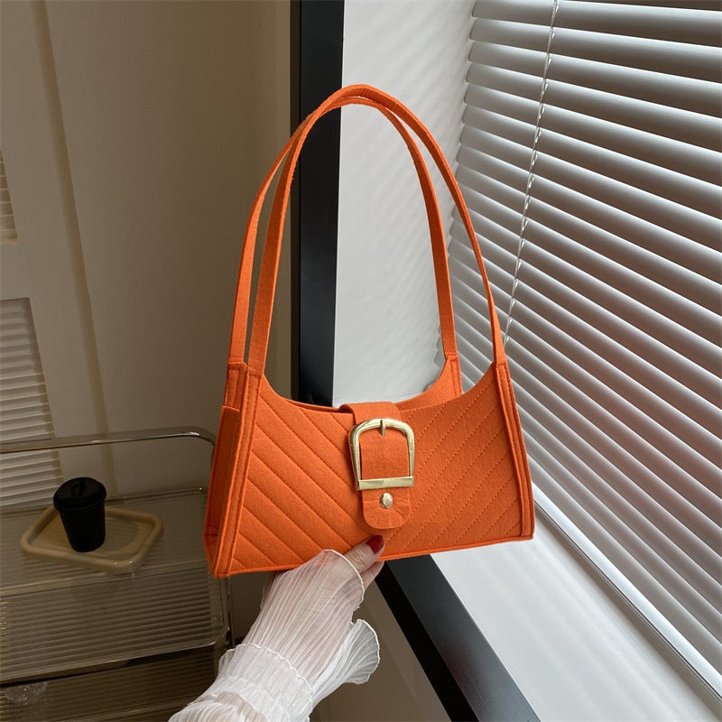 Ins Niche Texture Underarm Bag Women'S Bag 2023 Solid Color Felt Shoulder Bag Casual All-Match Women'S Bag - Image 4
