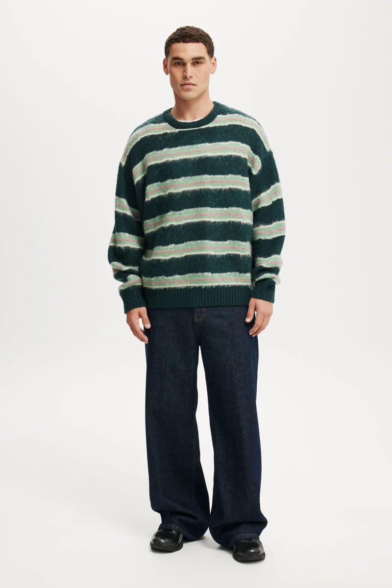 كوتون اون جينز واسع جداً