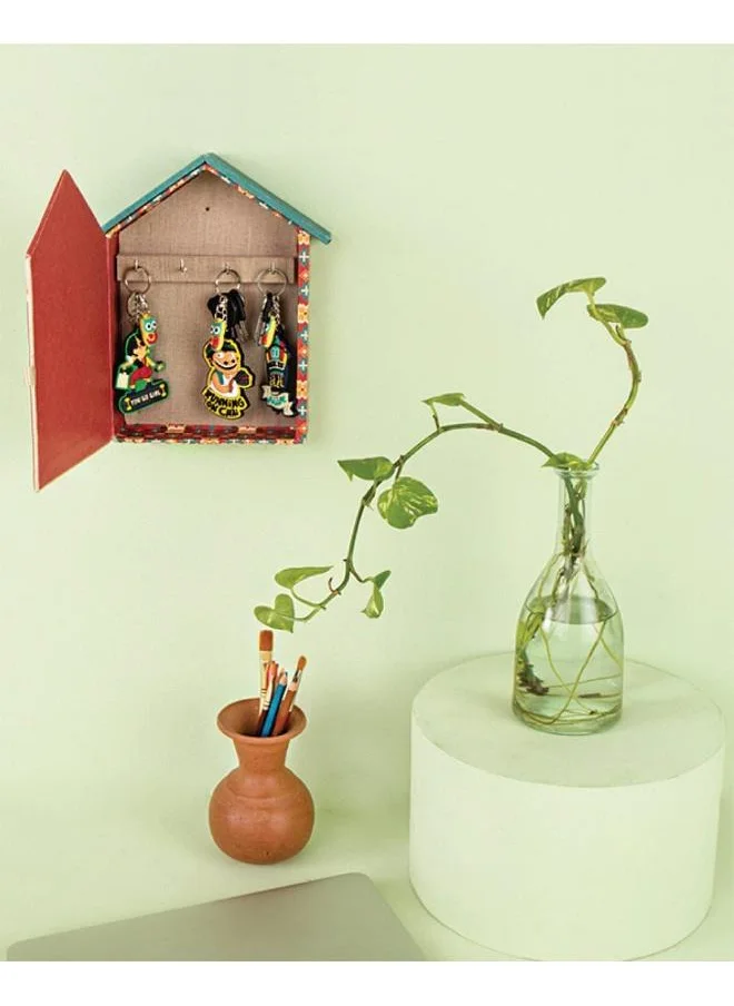 Chumbak Hooked On Home Key Holder