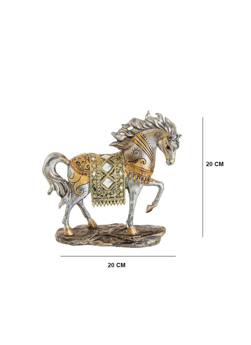 Dania A decorative horse figurine with a beautiful and elegant design  - Image 1
