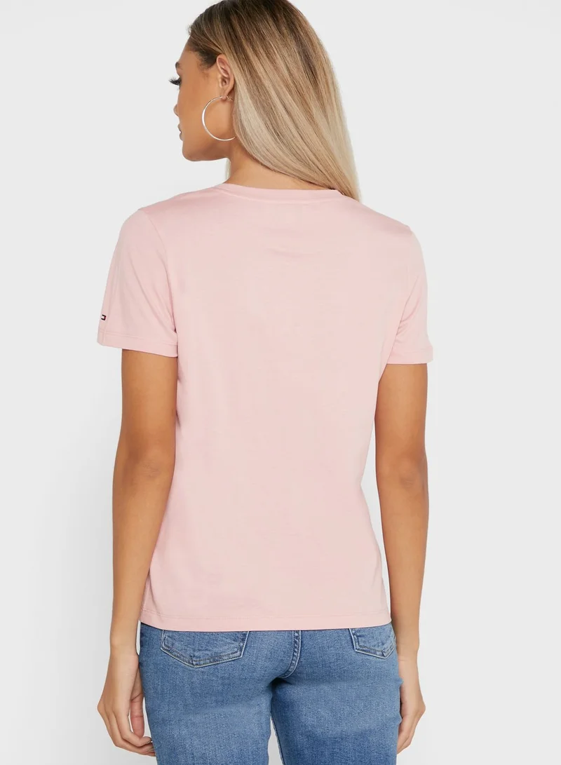TOMMY HILFIGER Crew Neck Logo T-Shirt