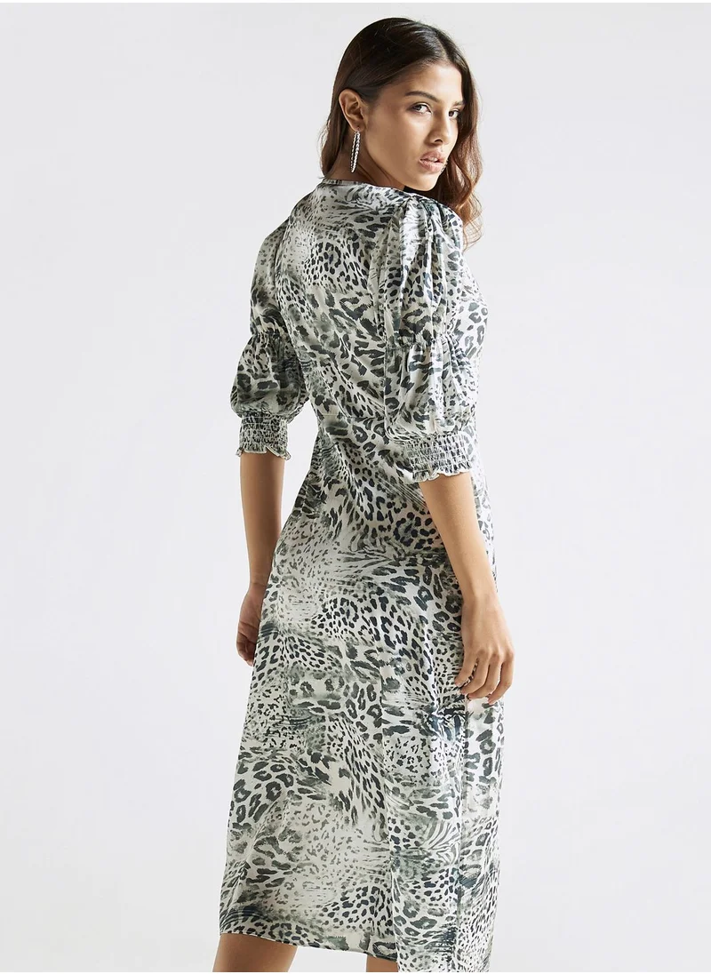 FAV Printed Drawstring Detailed Wrap Dress