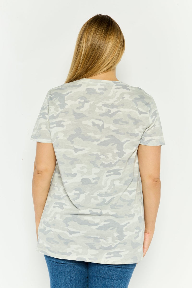 GAP Women V Neck Short Sleeves Camouflage T-Shirt, Multicolor - Image 4