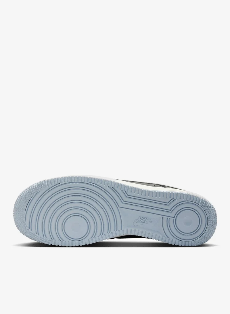Nike Air Force 1 07 Fl