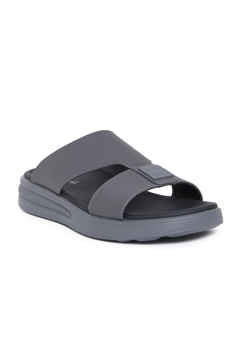 Comfort Arabic Sandals for Men – Classic Slip-On Open Toe Sandals with Cushioned Footbed for Daily Wear
