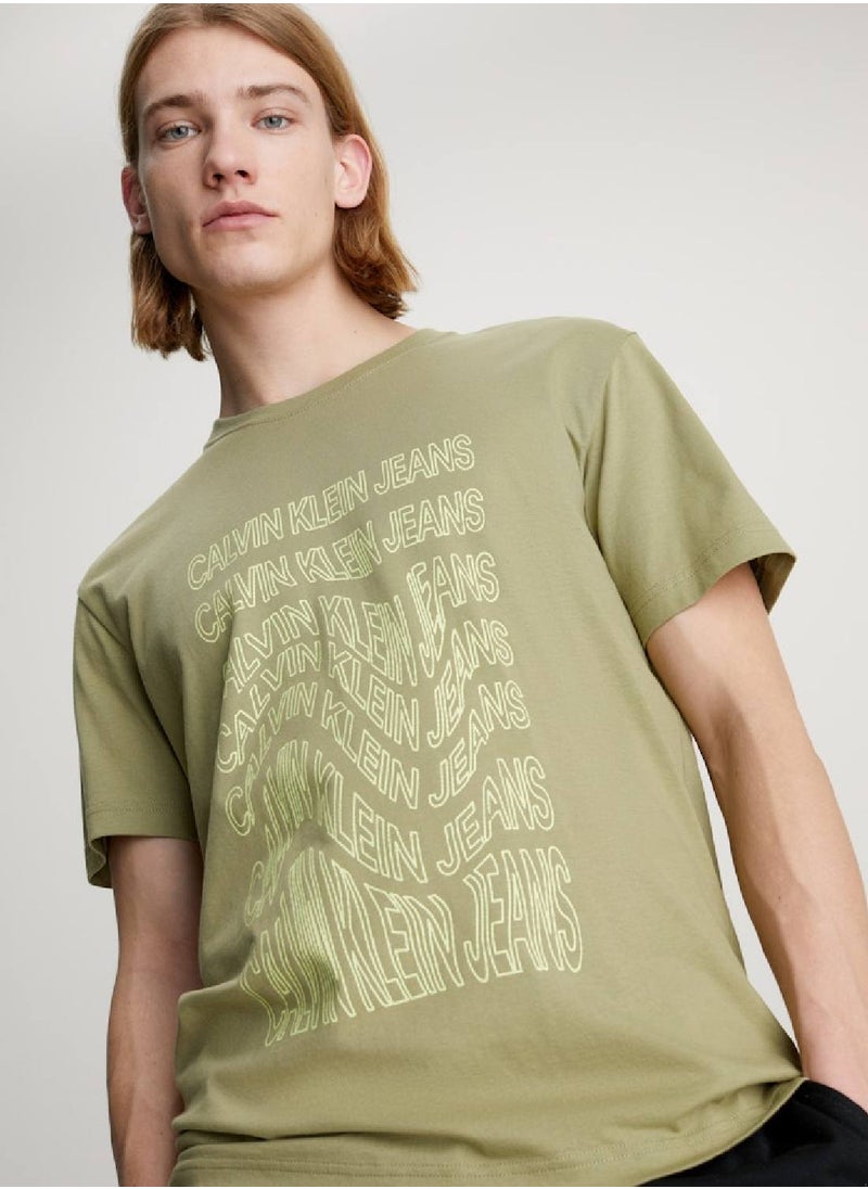 Calvin Klein Jeans Men's Logo T-Shirt - Cotton, Green  - Image 4