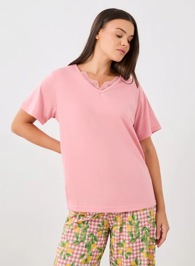 ستايلي Styli Lace Insert V Neck T-Shirt and Lemon Print Pyjama Set
