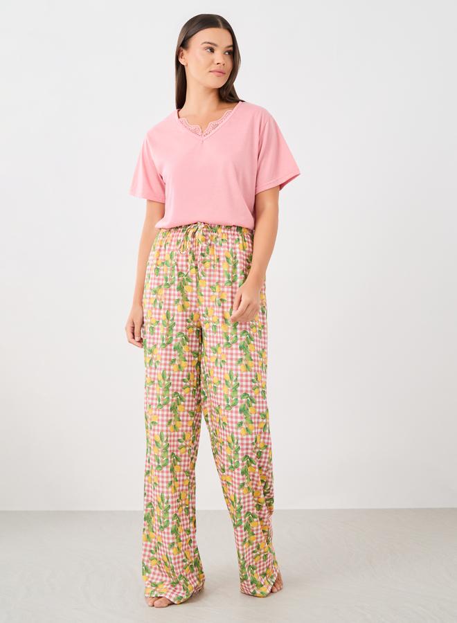 Styli Lace Insert V Neck T-Shirt and Lemon Print Pyjama Set - Image 4
