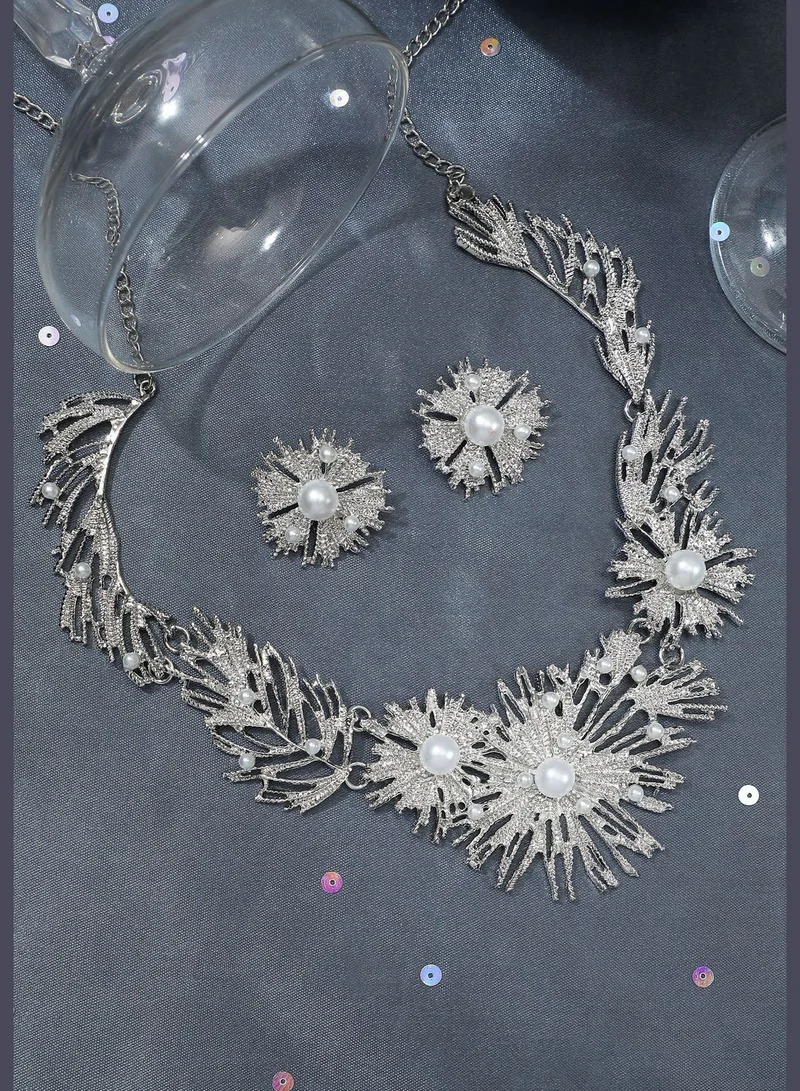 SOHI Silver Plated Designer Party Necklace and Earring Set For Women