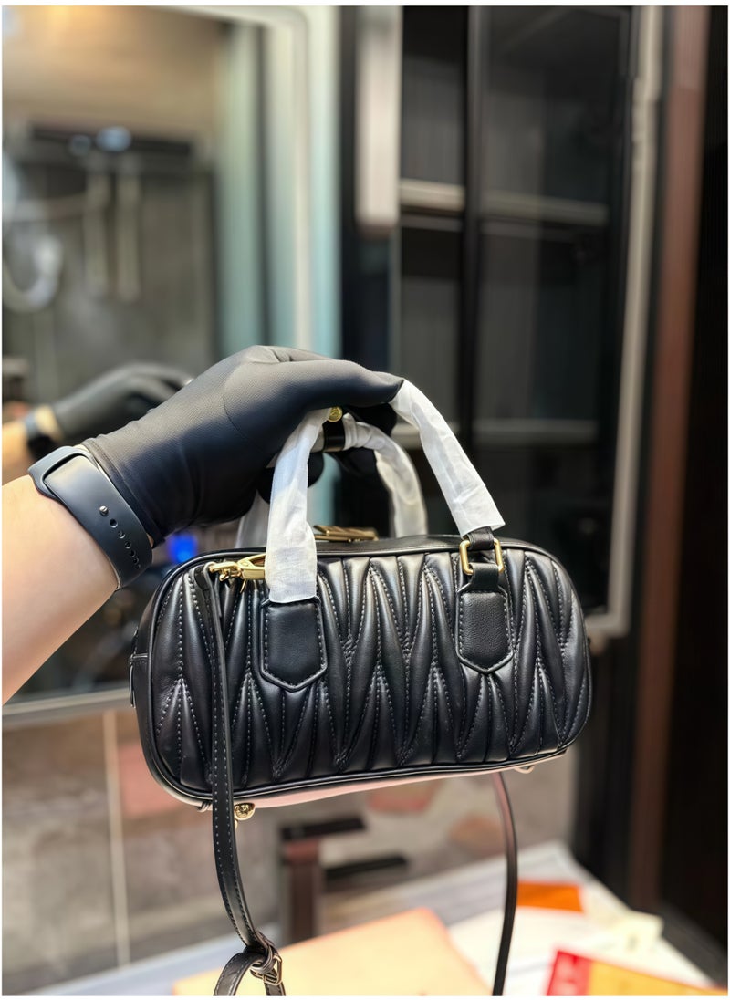 Miu Miu MIU MIU Pleated Crossbody Bag Shoulder Bag Handbag Small Square Bag 22*11*8cm  - Image 2