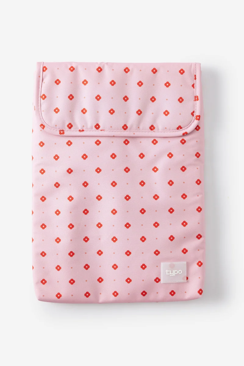 Typo Mode 14 Inch Laptop Sleeve