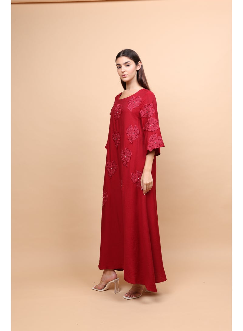 اكسا أزهار مطرزة بتفاصيل كريستالية جلابيات - Image 3