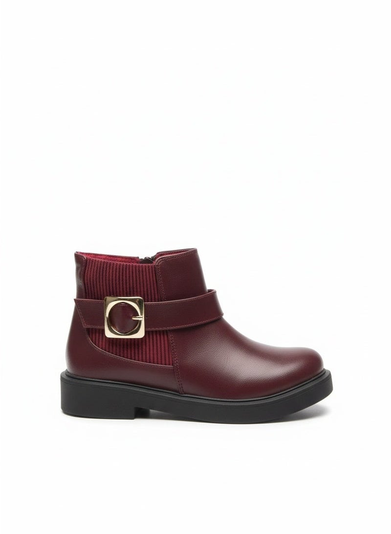 Vbranda A stylish ankle boot designed with a smooth - Image 2