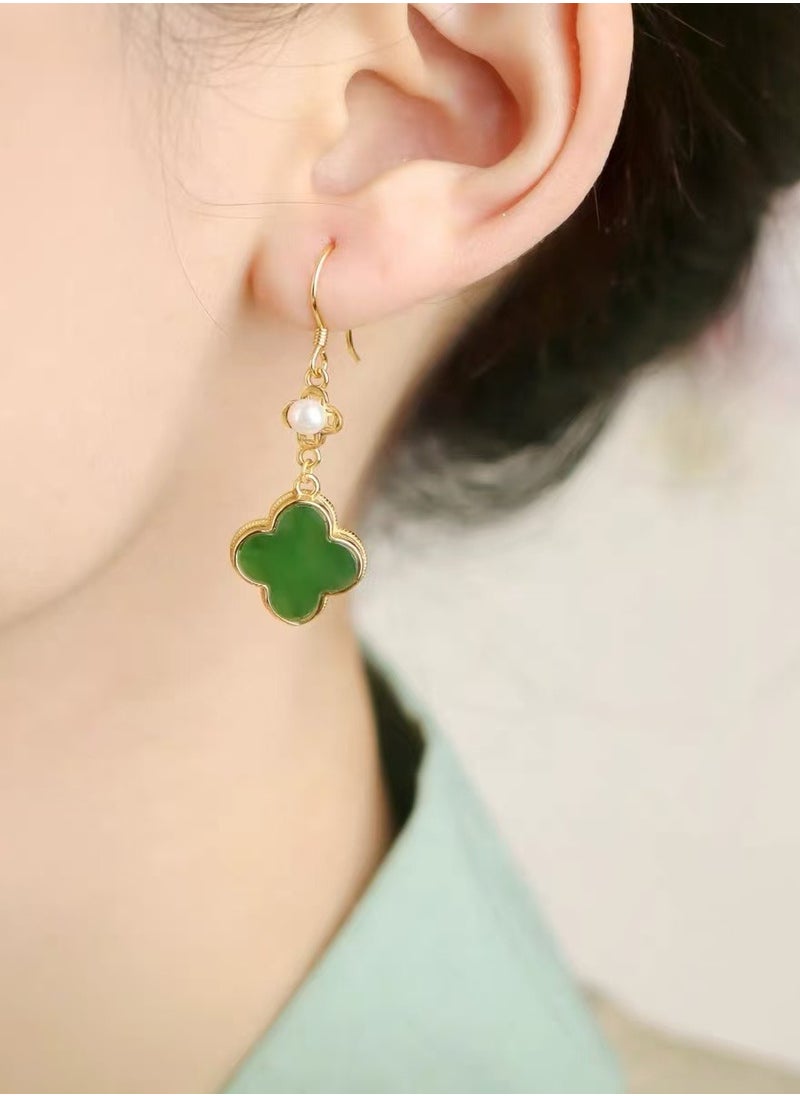 Generic - Pearl four-leaf clover earrings are an earring style that combines pearls with four-leaf clover elements. They have unique charm and style. Freshwater pearls are used. Freshwater pearls are cost-effective and can present a warm lusterHypoallergenic and Safe: - Image 1