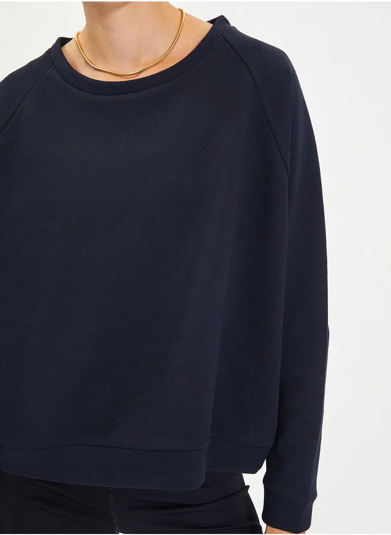 trendyol Crew Neck Knitted Sweatshirt