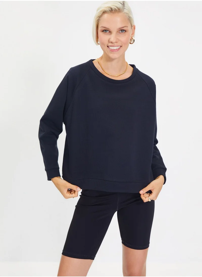 trendyol Crew Neck Knitted Sweatshirt