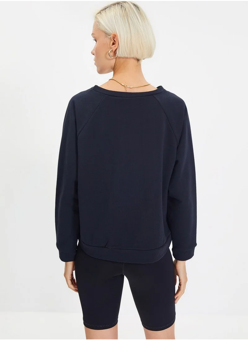 trendyol Crew Neck Knitted Sweatshirt
