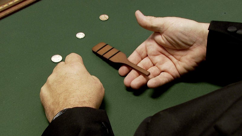 Magic Makers Money Paddle - Make Money Appear Out of Thin Air - Image 2