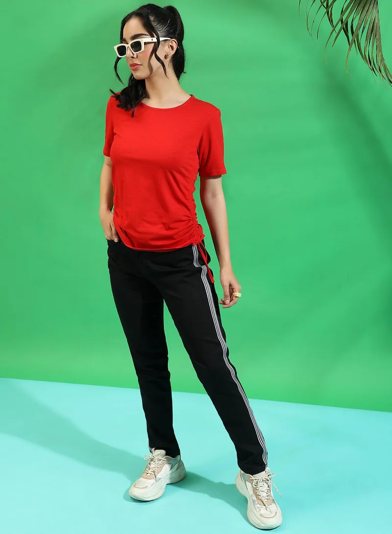 كامبوس سوترا Women's Solid Red Regular Fit Top