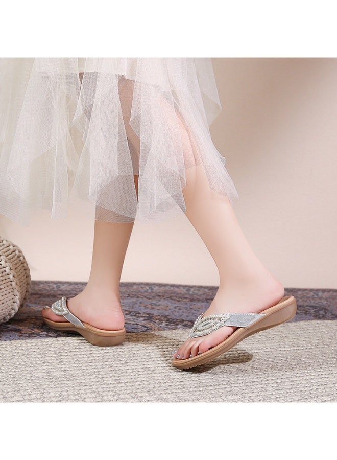 NIBEMINENT Women's Summer Flat Foot Sandals With Diamond Embellishments Clip-On Shoes Flat Slippers Soft Non Slip Sole - Image 2