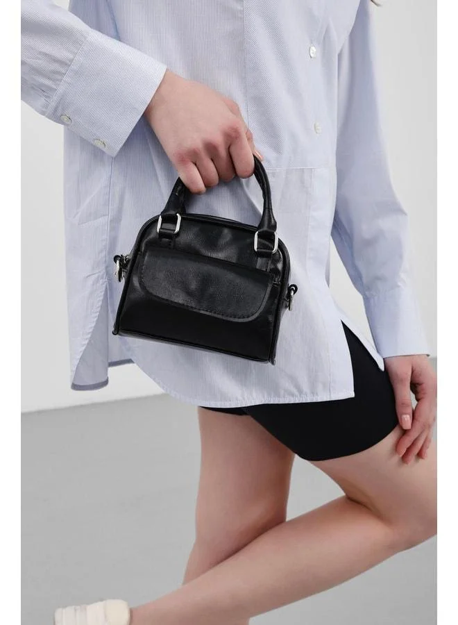 Shule Bags Nala Mini Retro Crossbody Bag Black.