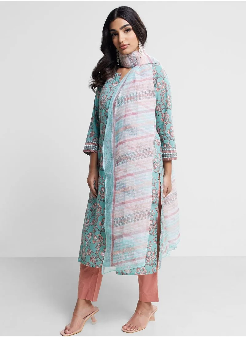 Fabindia V-Neck Floral Print 2Pc Kurta Set