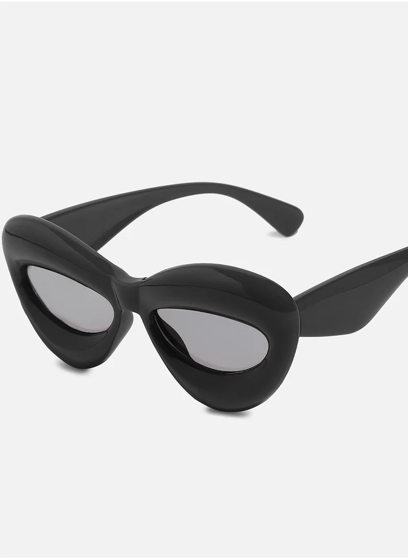Haute Sauce Solid Cateye Sunglasses - Black