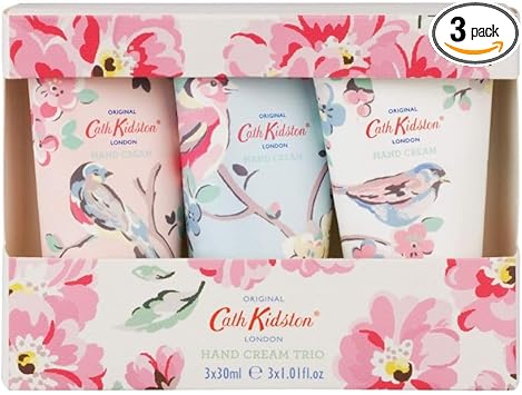 Cath Kidston مجموعة هدايا كاث كيدستون كريم اليدين المتنوعة مع زبدة الشيا - صديقة للبيئة وصديقة للنباتيين - أحجام مناسبة للسفر 3 × 30 مل - Image 1