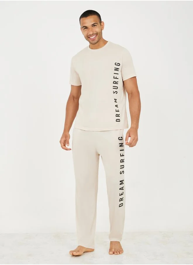 Styli Dream Surfing Slogan Regular T-Shirt & Pyjama Set