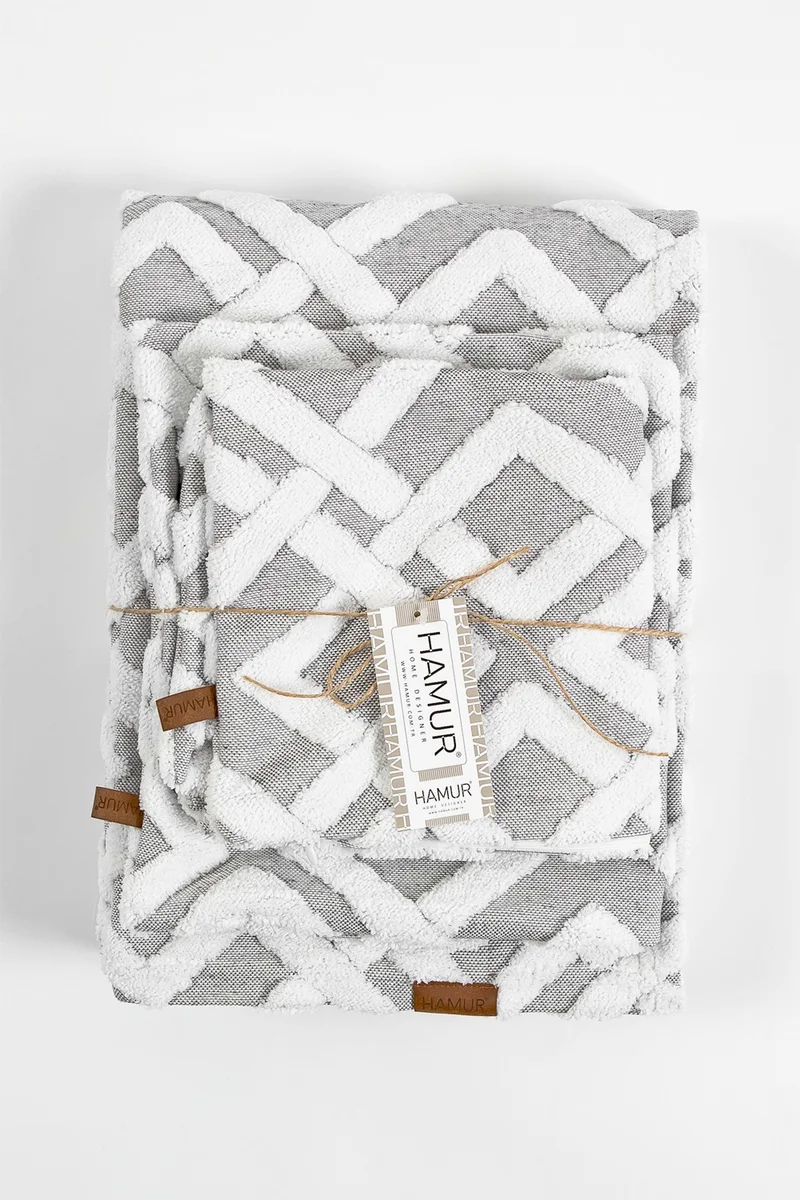 Hamur Dough Bed Runner Throw Pillow Set Bohemian Punch Punch Pattern Bedspread Mila Gray