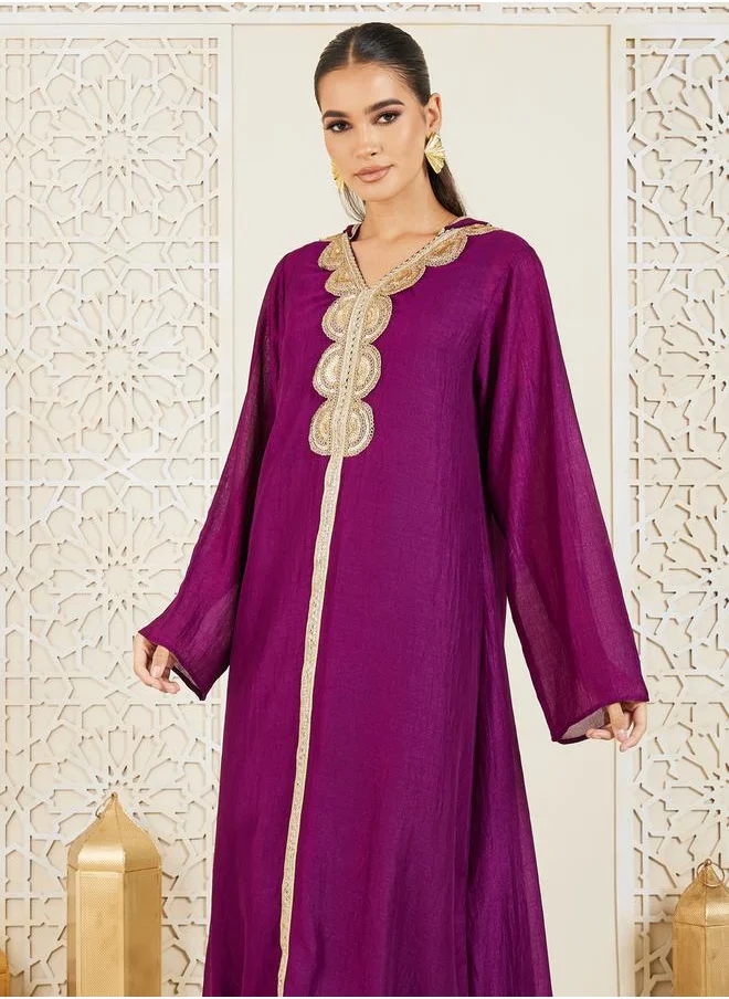 Styli Embroidered Lace Detail Hooded Jalabiya