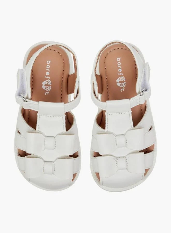 بيرفيت صنادل بنات بتفاصيل فيونكة وإغلاق بشريط لاصق