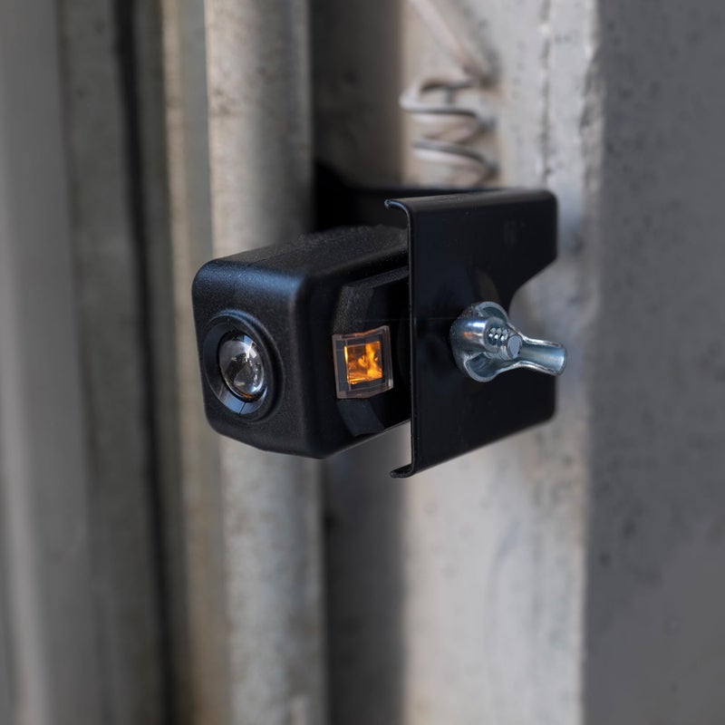 شامبرلين مستشعر أمان بديل لباب المرآب من تشامبرلين 820Cb، عبوة من قطعتين - الكمية: 1 - Image 4