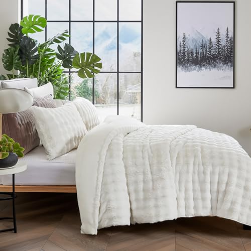 Bedbay White Faux Fur Comforter Set King Size Plush Fluffy Comforter Winter Bedding Set 3 Pcs Soft Cozy Warm Winter Quilts King Size Smoofy Velvet Bubble Rabbit Fur Fuzzy Comforter Luxury Bedding Set - Image 4