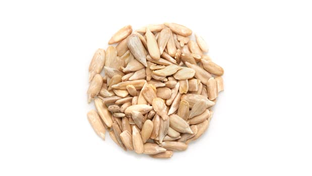 Yupik Organic Sunflower Seeds, No Shell, 2.2 lb (35.2 oz), Non-GMO, Vegan, Gluten-Free, Kosher, Raw Seeds, Salt-Free, Oil-Free, Source of Fiber & Iron, Healthy Snack, Ideal for Baking & Topping - Image 2