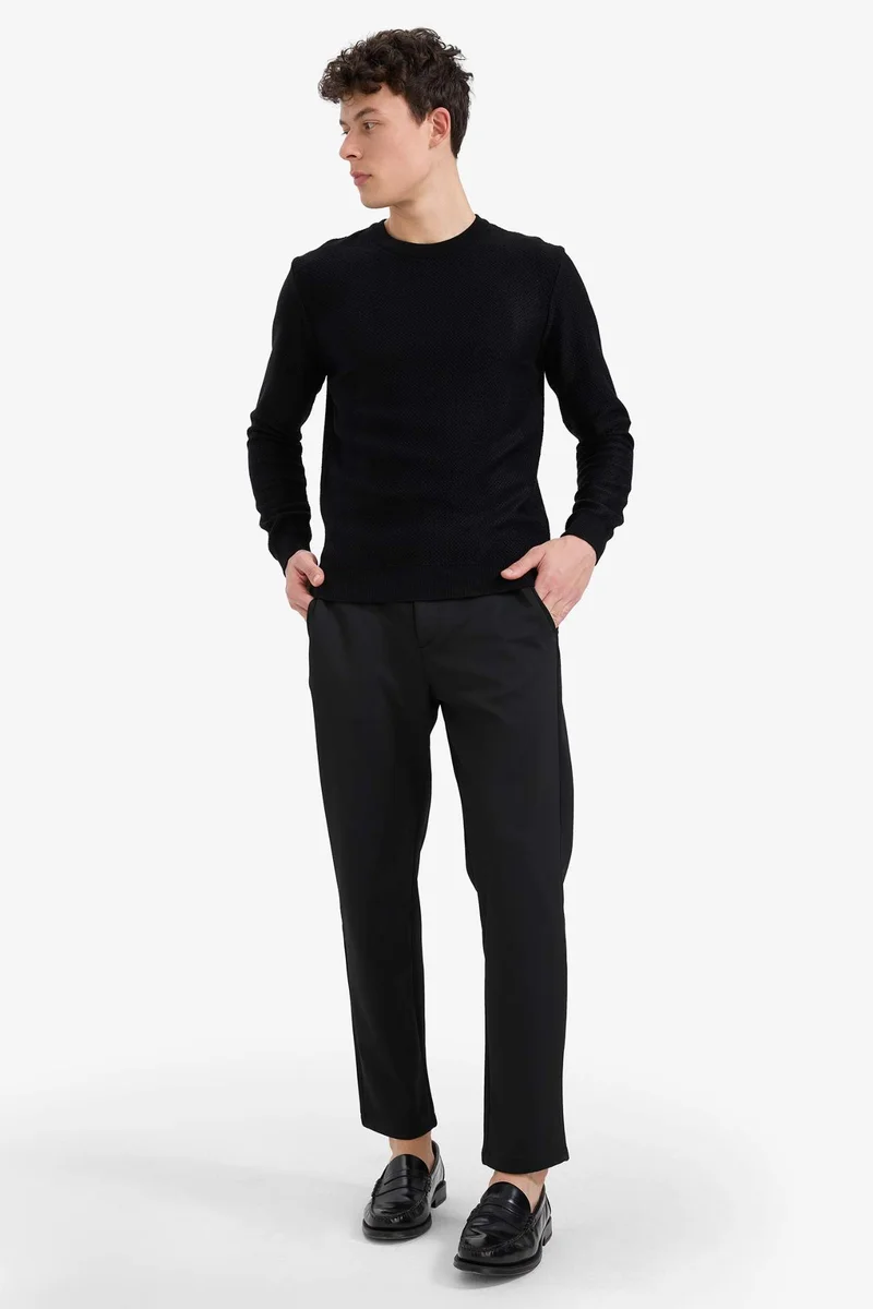 ديفاكتو Standard Fit Crew Neck Knitwear Pullover