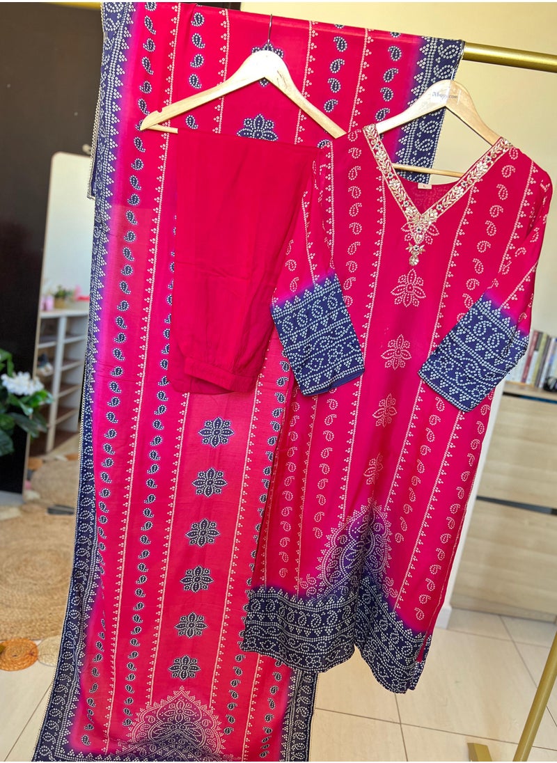 Generic - Ethnic clothing - Image 1