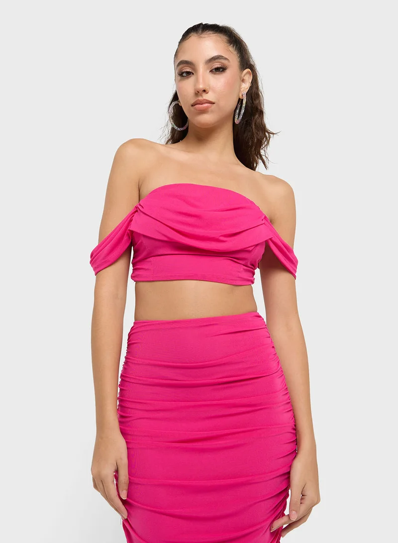 جينجر Off Shoulder Ruched Top & Bodycon Skirt Set