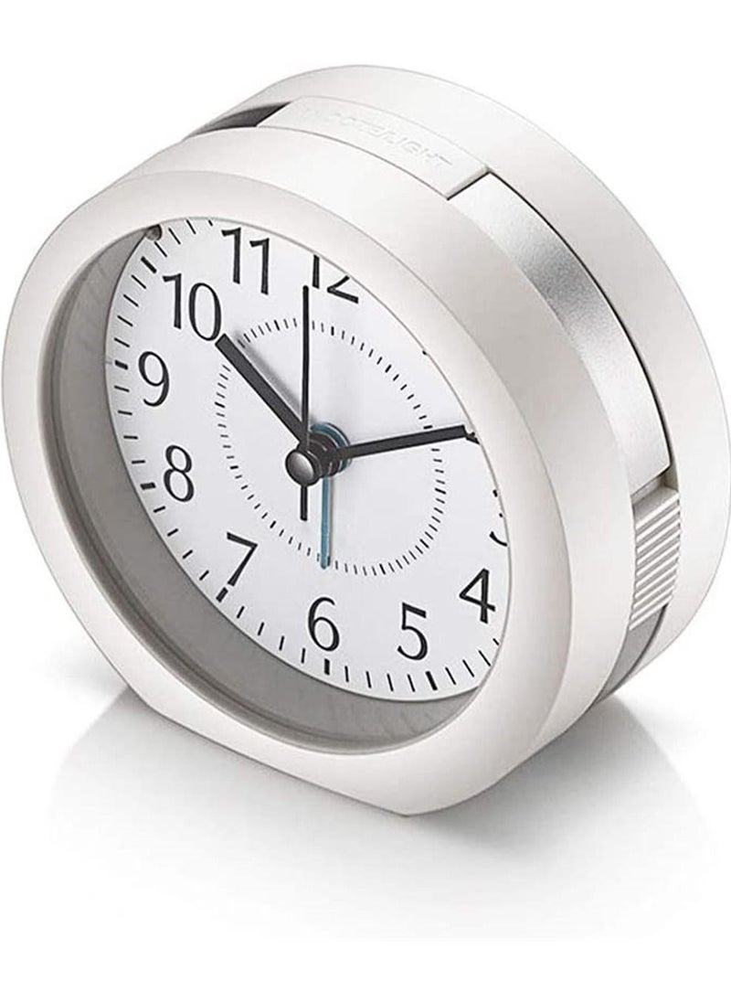 Generic - 1 Piece Analog Alarm Clock 4 Inch Ultra Silent No Tick Small Clock with Snooze and Night Light Battery Powered Travel Alarm Clock - Image 1