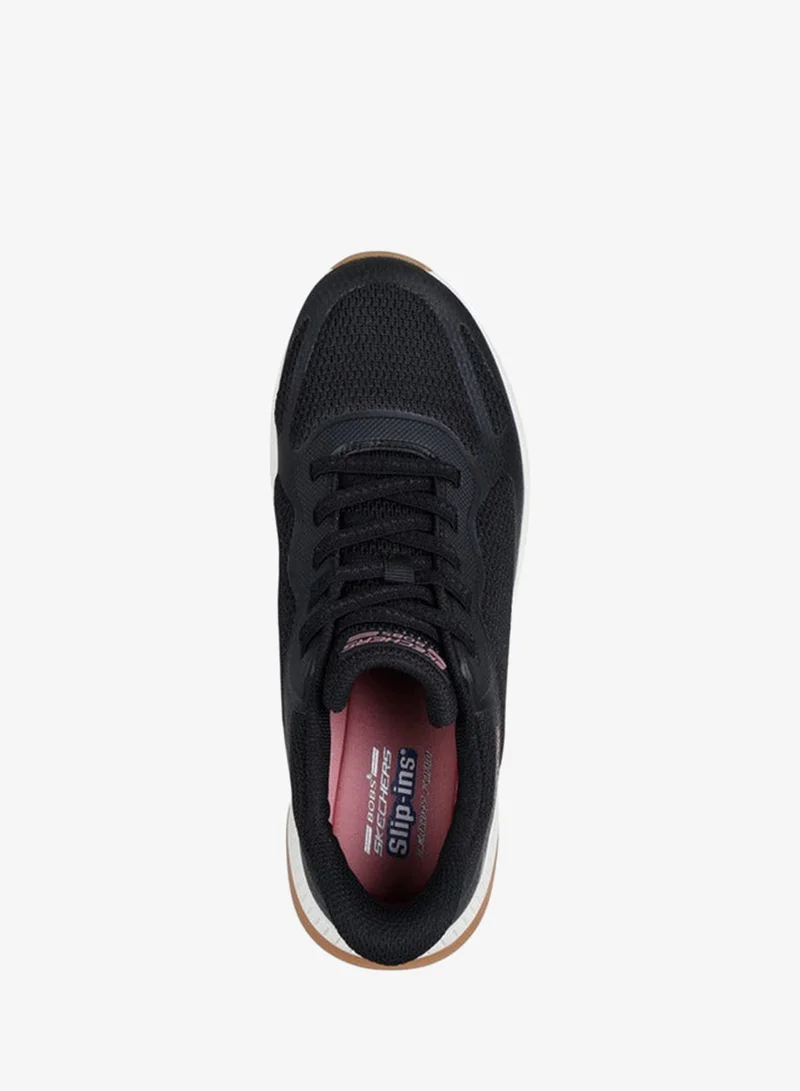 سكيتشرز أحذية جري نسائية    برباط