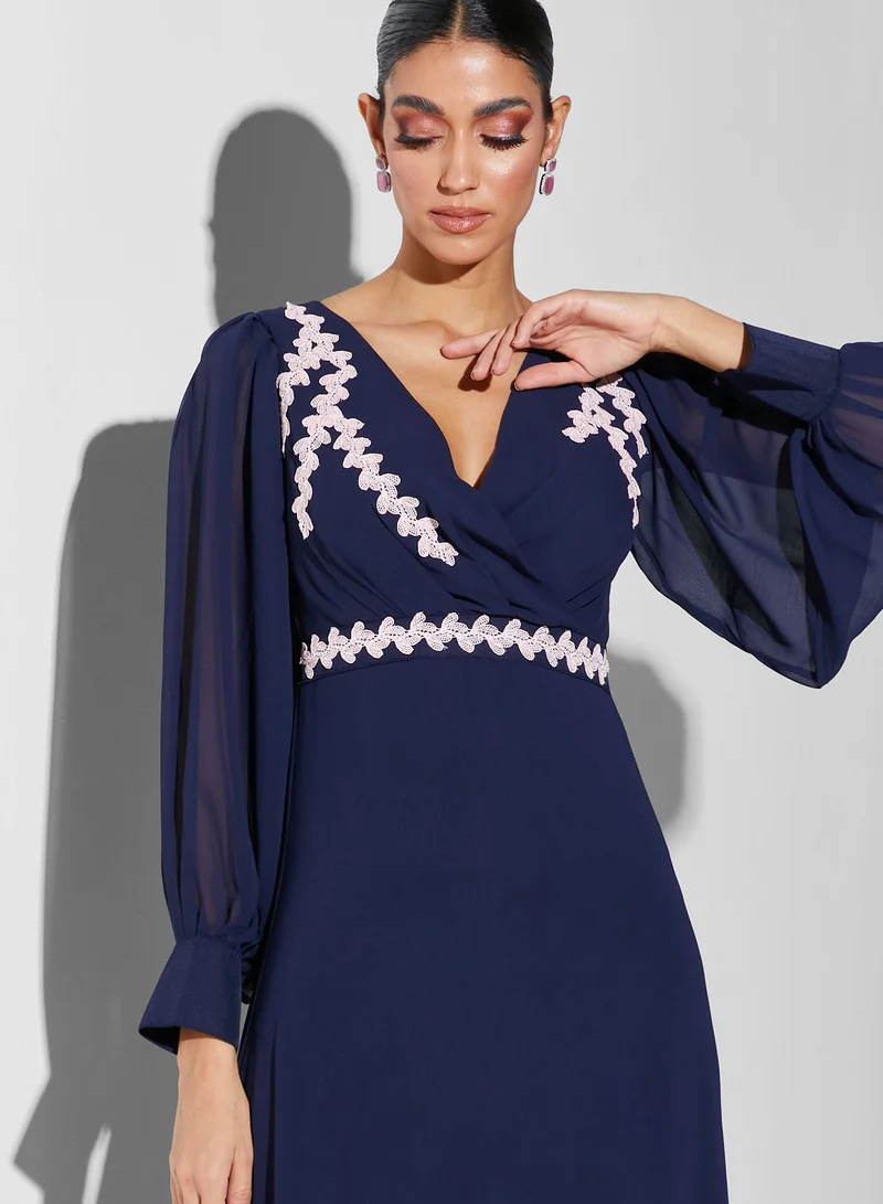 RVVIVA V-Neck Embroidered Dress