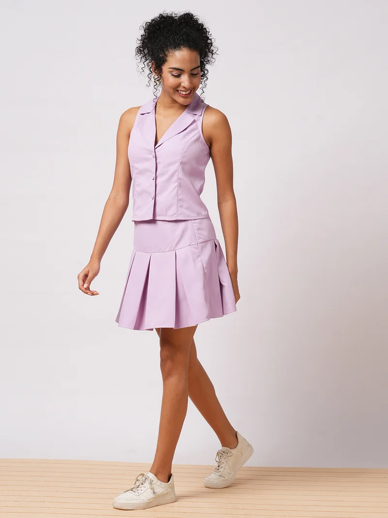 جلو باص فيست نسائي بدون أكمام مع تنورة بليسيه من جلوبس