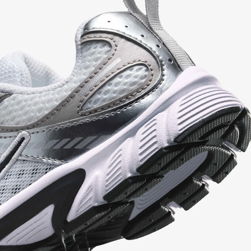 Nike Kids' V5 RNR Shoes