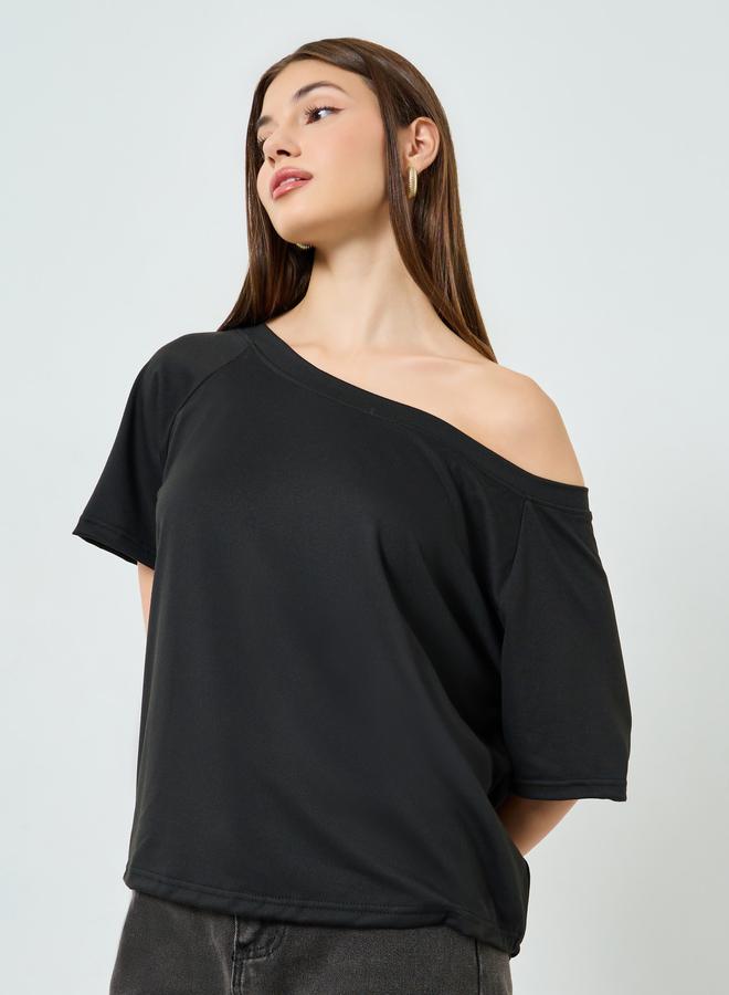Styli Black One-Shoulder Oversized T-Shirt - Image 2