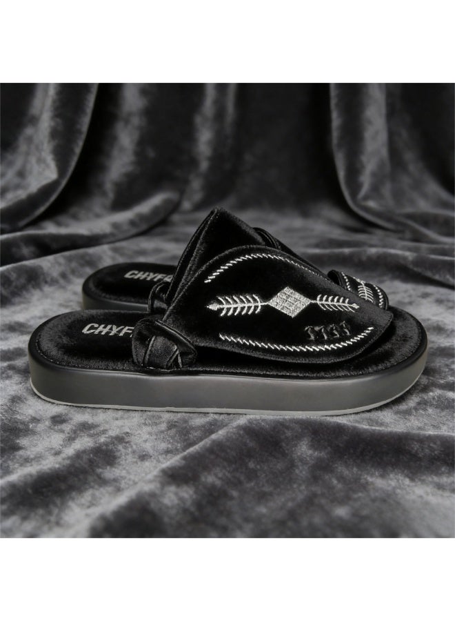 Men Arabic Style Black Faux Leather Toe Ring Slide Sandals, Traditional Embroidery Pattern Platform Flat Slippers, Soft Anti-Slip Casual Summer Slides Matching Thobe for Indoor & Outdoor Daily Wear - Image 2