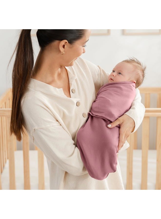 Comfy Cubs بطانية لف الأطفال للبنات والأولاد سهلة التعديل 3 عبوات كيس نوم للأطفال حديثي الولادة (كبير 3-6 أشهر، وردي، بنفسجي، توت) - Image 2