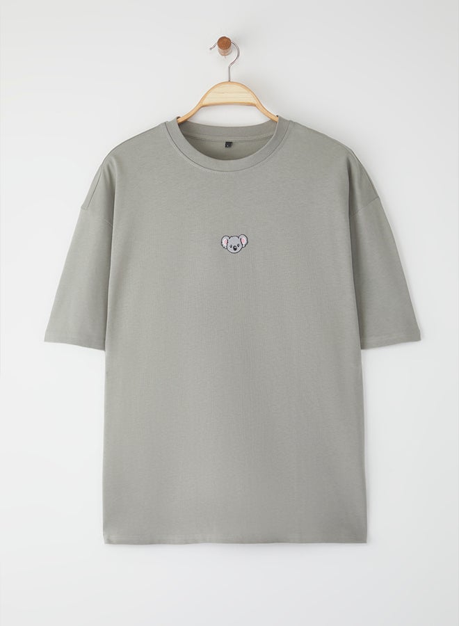 trendyol Grey Oversize/Wide Cut Koala Embroidered 100% Cotton T-Shirt - Image 3